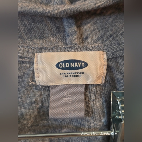 Casual Gray Open-Front Sweater - Picture 2 of 9